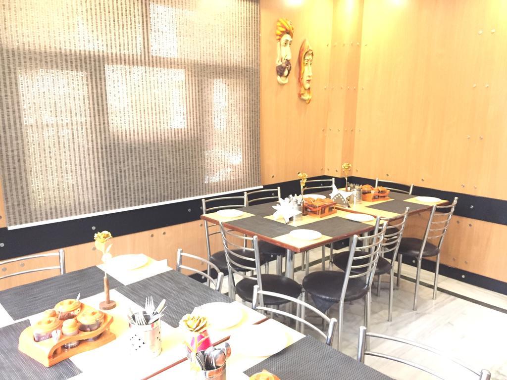 Hotel Angel Residency Greater Noida Esterno foto