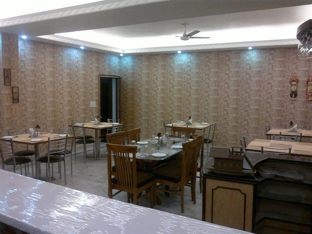 Hotel Angel Residency Greater Noida Esterno foto