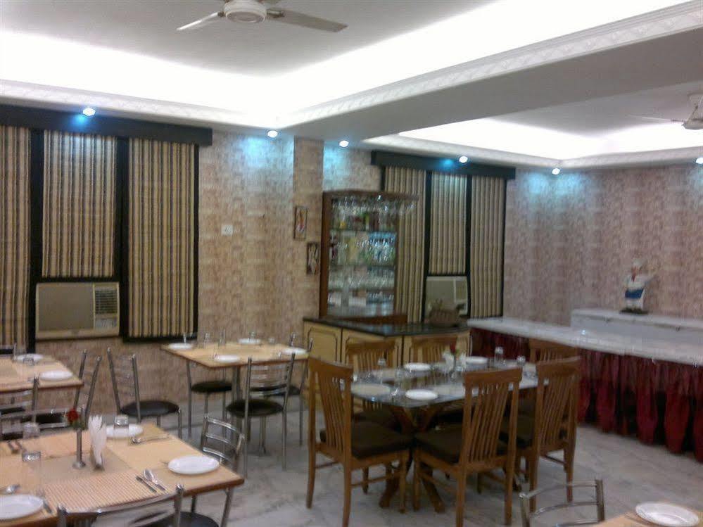 Hotel Angel Residency Greater Noida Esterno foto